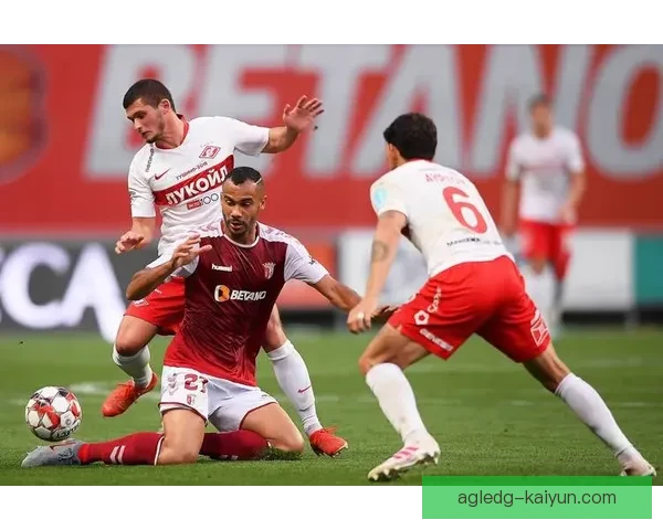 英超联赛最新排名出炉，豪门争夺激烈，黑马表现值得关注