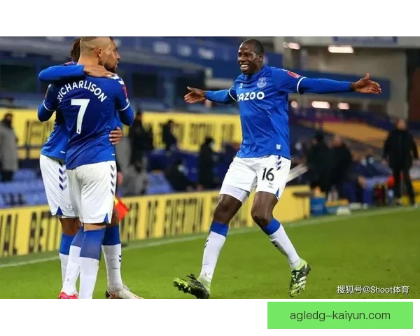 努涅斯近期状态回暖，表现稳健引发球迷关注