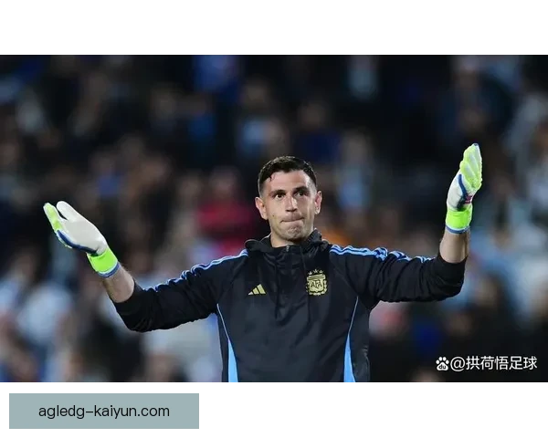 埃米利亚诺·马丁内斯在世界杯中的关键表现值得关注