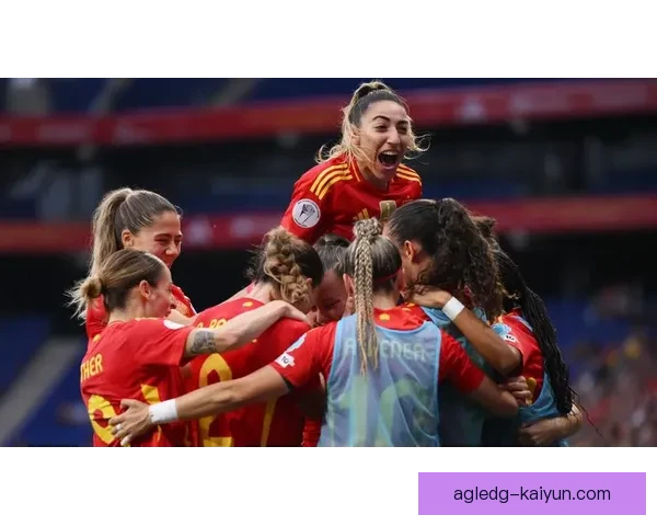 足球高光表现：近期多位球员状态回暖，赛场发挥稳定备受期待